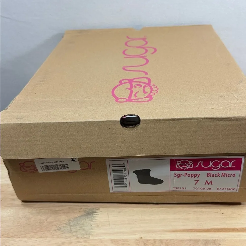 Sugar Poppy Black Faux Suede Ankle Boots Size 7 M